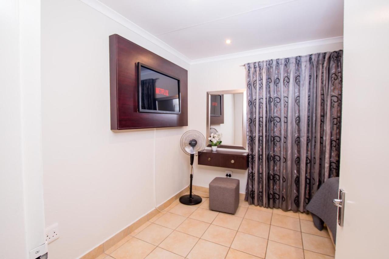 Prestigious Apartments Sandton Exterior foto