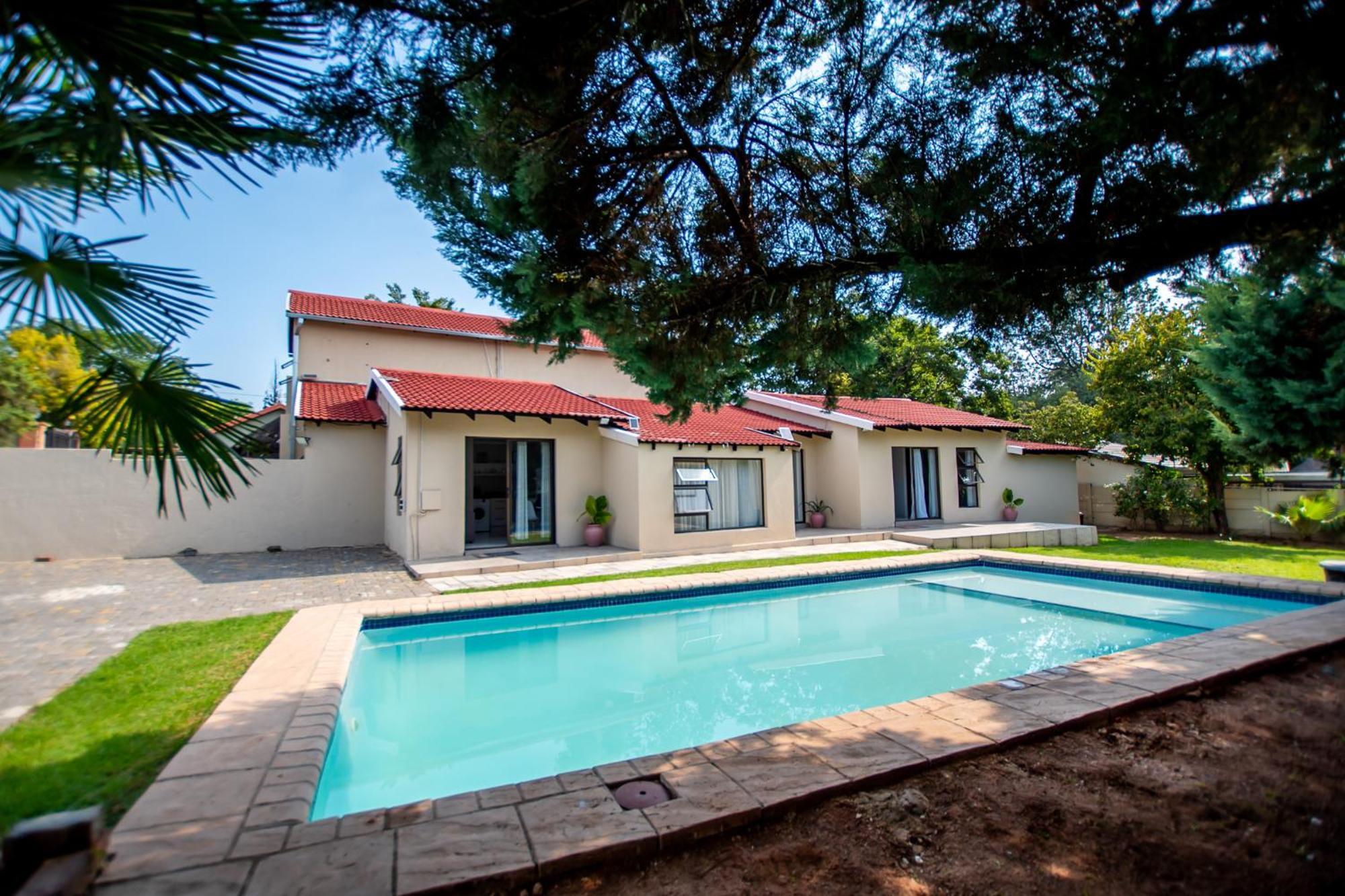 Prestigious Apartments Sandton Exterior foto